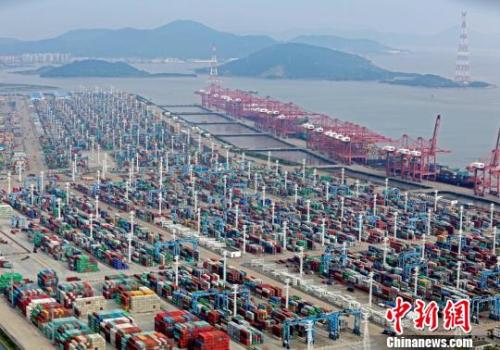 浙江寧波舟山港。　章勇濤 攝