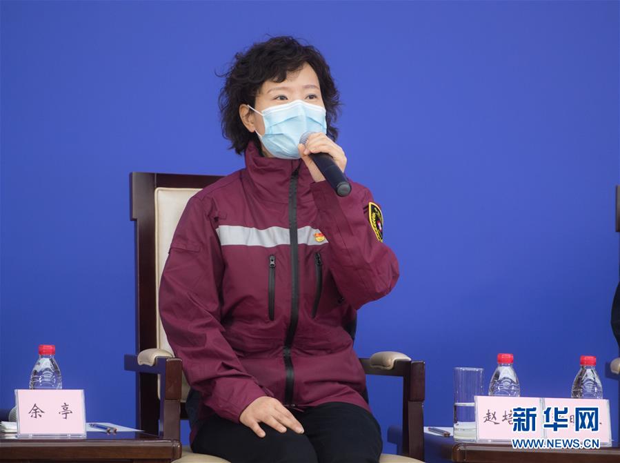 （聚焦疫情防控·圖文互動）（5）分秒必爭！一切為了治病救人——中國抗疫生命至上的生動實(shí)踐