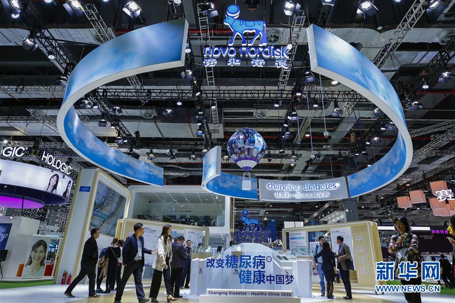 (新華全媒頭條·圖文互動(dòng))(11)海納百川共揚(yáng)帆——黨的十九大以來以習(xí)近平同志為核心的黨中央引領(lǐng)中國高水平對外開放紀(jì)實(shí)